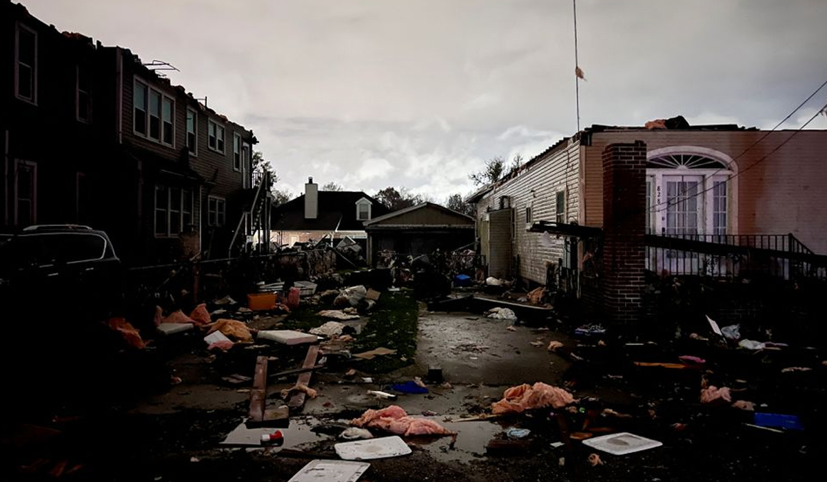Tornado rips through New Orleans, destroying homes; one dead